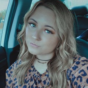 Meet your Posher, Baylee